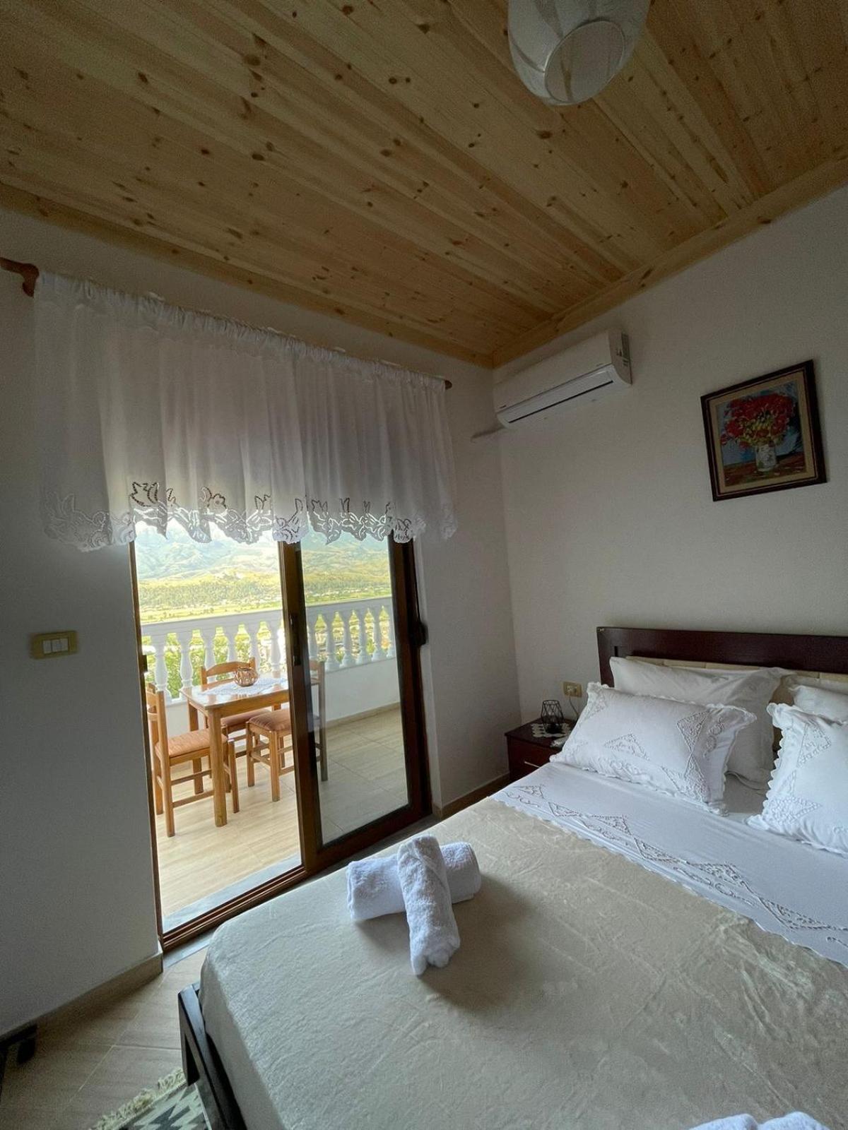 Stonetale Garden Guesthouse Gjirokastër Exteriér fotografie